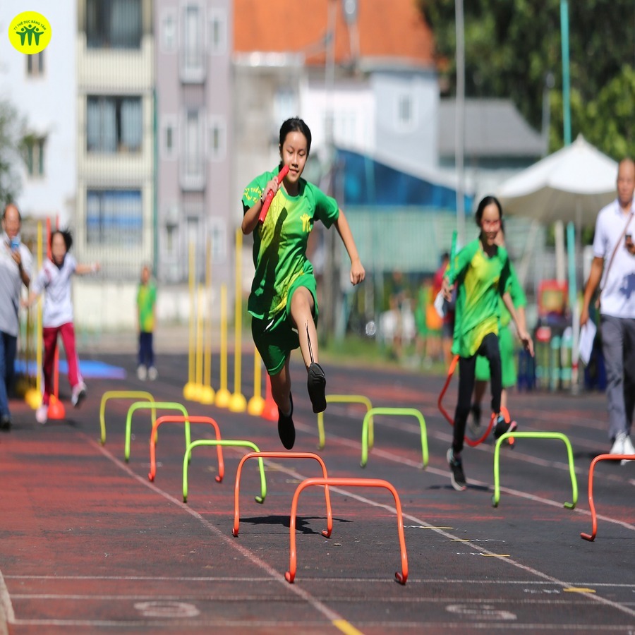 Bao nhiêu tuổi thì hết cao ở nữ?