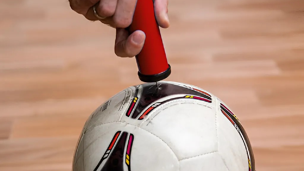 Cách Bơm Bóng Đá Bằng Kim Nhanh, Đơn Giản Tại Nhà