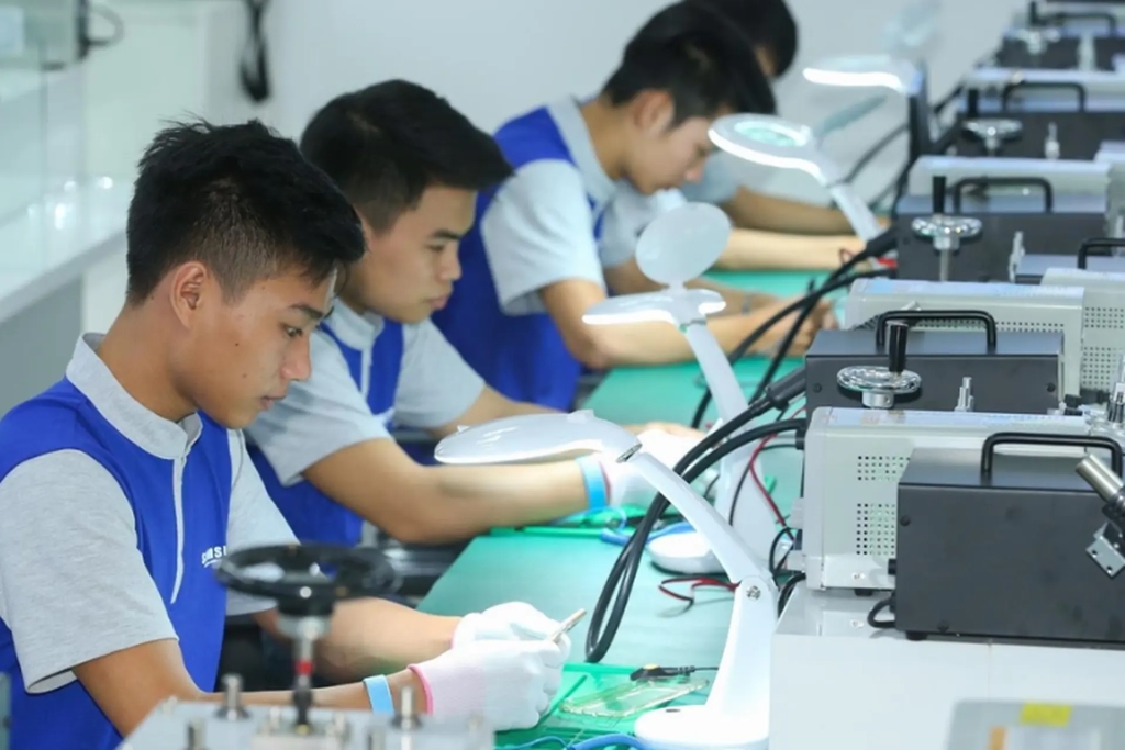 nam giới nam giới