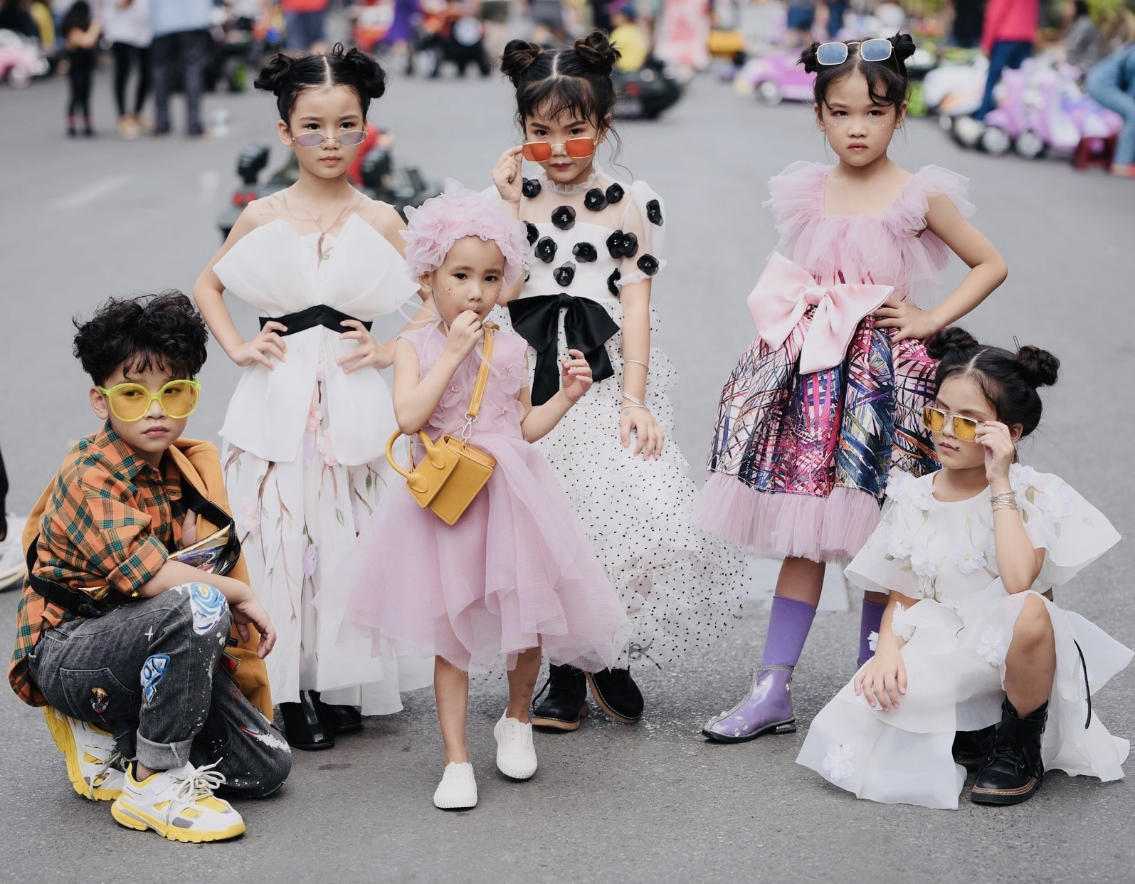 Hướng Dẫn Catwalk Cho Các Bé Chuyên Nghiệp