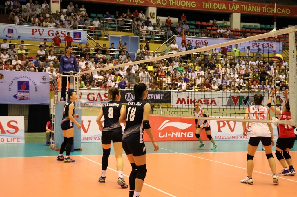 Tìm hiểu bó gối bóng chuyền asics chính hãng, so sánh bó gối bóng chuyền dài, bó gối bóng chuyền ngắn và bó gối bóng chuyền lp phù hợp.