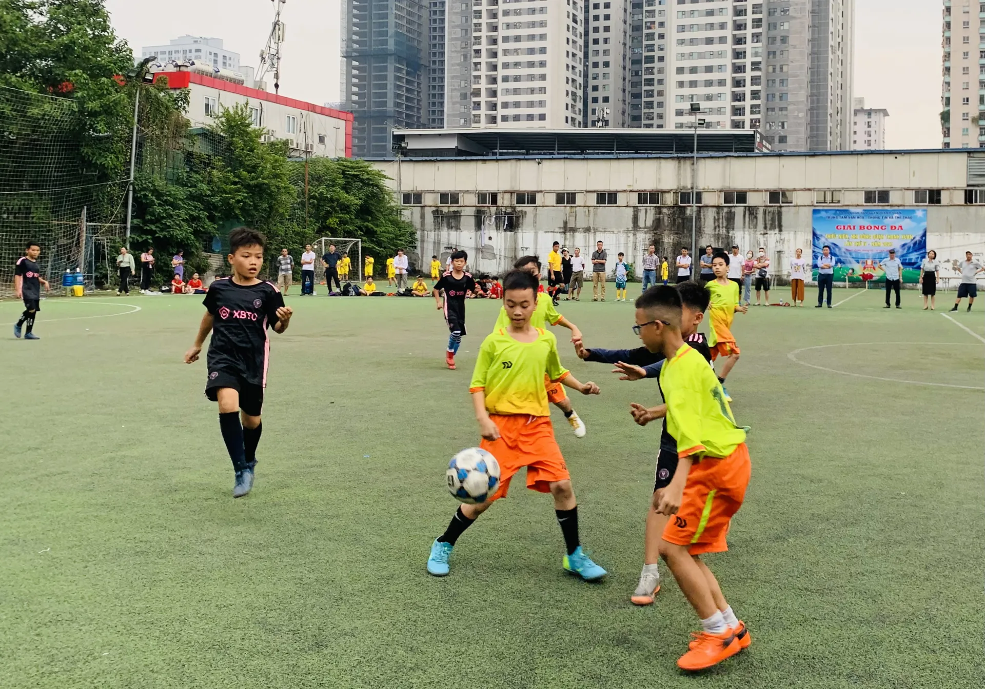 Không chỉ về thể chất, bóng đá còn mang lại nhiều giá trị về kỹ năng